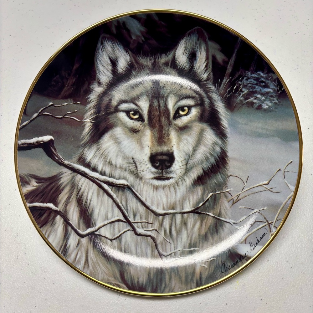 "Call of the Wild" limited edition collector plate from The Franklin Mint